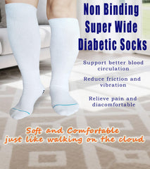 Aisesine cushioned-foot diabetic socks reduce friction during daily activities.