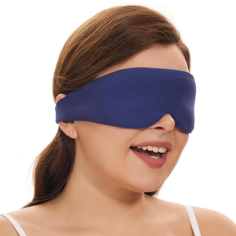 ALASKA BEAR cup-shaped sleep mask blocks light for side sleepers, enhancing comfort during naps and travel.