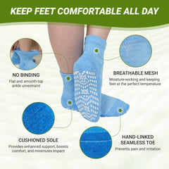 CaiDieNu grip-soled socks demonstrating traction on smooth floors