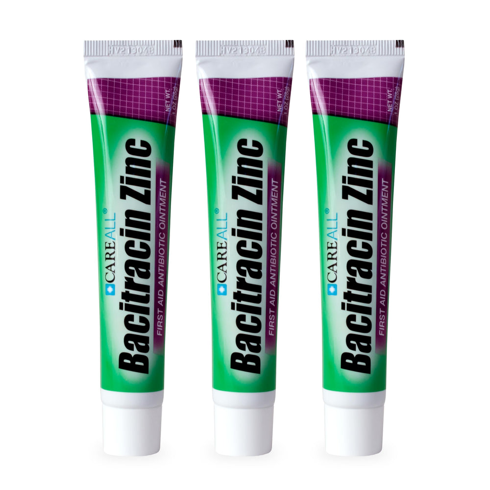CareAll Bacitracina Zinc Ungüento 1 oz en tubo, listo para aplicación en cortes menores.