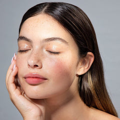 Cliganic Almond Oil amber bottle suggests light protection and potent cold-pressed oil.