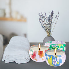 CLTNIKET daisy-pattern candle complements bedrooms with gentle scent.