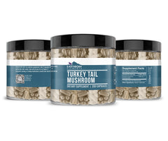 Earthborn Elements Turkey Tail label notes USA-encapsulated production.