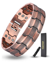 Fashtour 3X copper bracelet close-up with rugged masculine design