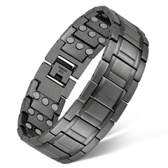 Feraco 3X magnetic bracelet front view with three-row design for everyday masculine style.
