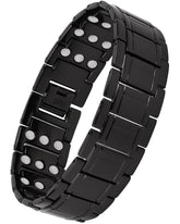 Feraco men's copper bracelet closeup shows premium finish for daily wear.