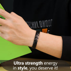 Feraco adjustable-size bracelet with removal tool for a precise, secure fit