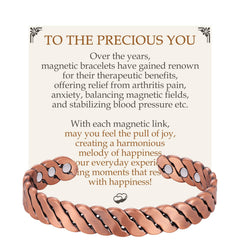 Feraco TwistFlow copper bracelet closeup shows premium finish and magnetic strength for daily wear.