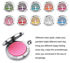 GFONDINGD tree of life pattern pendant adds style while diffusing oils discreetly.