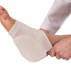 Heelbo machine-washable fabric closeup emphasizes easy care and durable use.