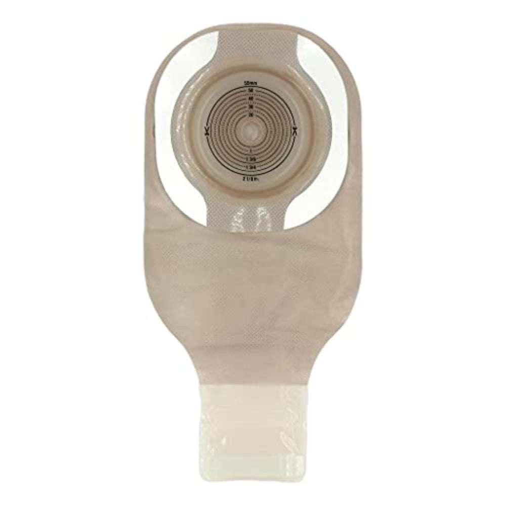 Hollister CeraPlus soft convex pouch close-up demonstrates secure one-piece design.
