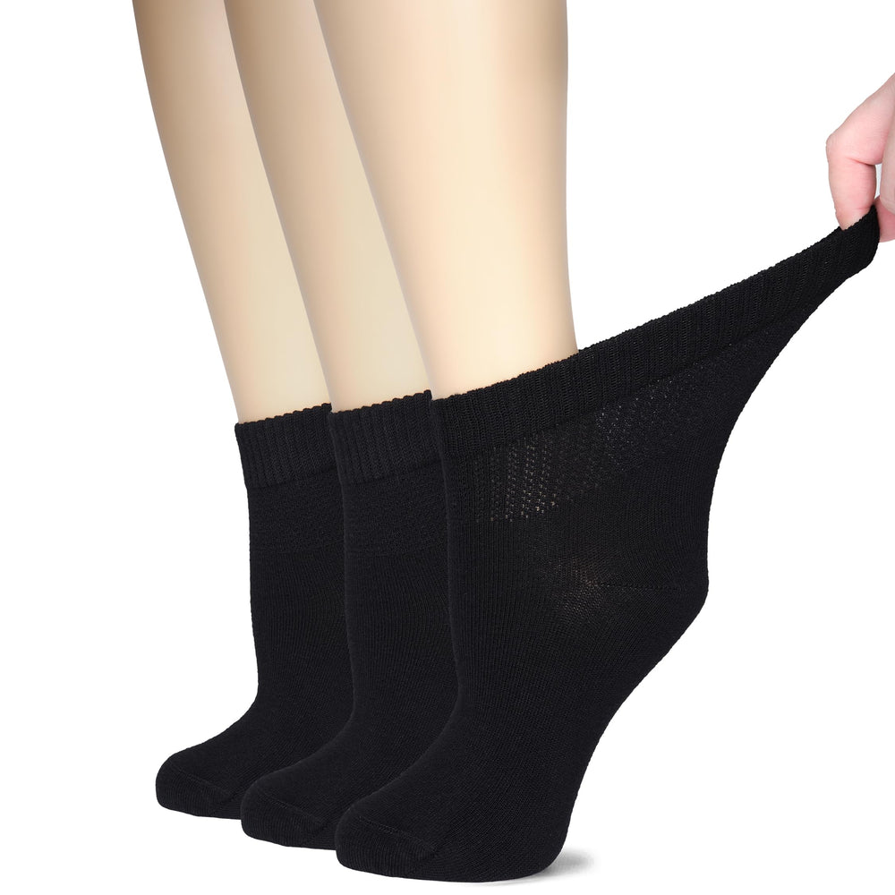 Hugh Ugoli bamboo sock close-up shows ultra-soft fabric and breathable comfort.