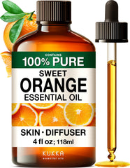 KUKKA Naranja: botella vertiendo aceite esencial para una experiencia aromática calmante.