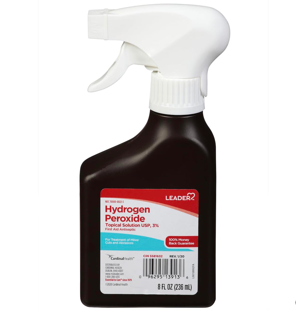 LEADER peróxido de hidrógeno 3% en spray, botella compacta para cortes menores.