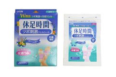 LION elastic moisture pad closeup for refreshing feet after work.