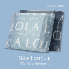 LOLA heavy absorbency pad close-up shows soft organic cotton.