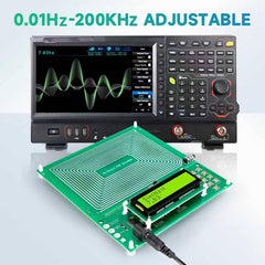 LOOYIG USB power connection shows portable, energy-efficient operation.