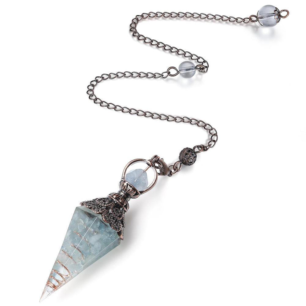 Maibaota aquamarine pendulum closeup highlighting natural crystals for intuitive divination
