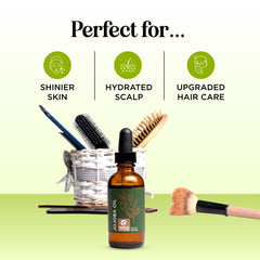 Maple Holistics Jojoba Oil facial application for lightweight, non-greasy moisture.