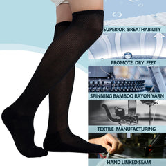 MD +MD socks feature cushioned sole and heel for day-long comfort.