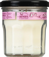 Mrs. Meyer's Clean Day lead-free wick ensures a clean burn for many hours.