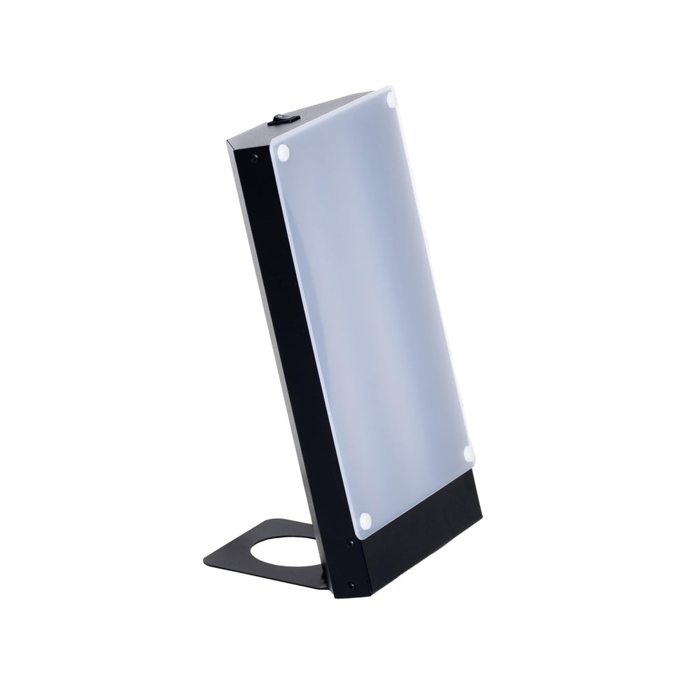 NORTHERN LIGHTS Travelite lamp delivers 10,000 LUX for mood and energy