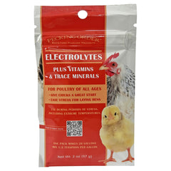 Pecking Order electrolytes bottle pour supports hydration for chicks during transport and heat stress.