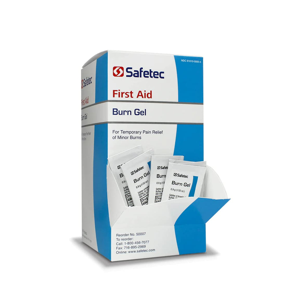 Safetec Burn Gel 0.9g packet close-up for portable cooling relief.