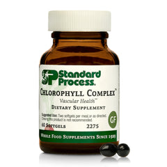 Standard Process Inc. Chlorophyll Complex bottle front showcases healthy, natural formula for immune support.