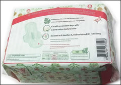TG153 Sofy Body Fit Guierang pad features mini-heart embossed design for leak protection.