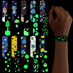 Banditas Threlaco glow en la oscuridad con diseños espaciales para niños, ideal para juegos.