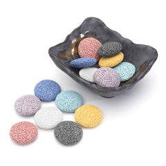 Top Plaza square ceramic warmer blends with modern decor and diffusion of fragrance.