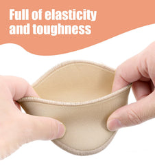 Hidden design toe pads preserve the shoe’s elegant outer appearance.