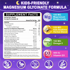 Veyttisy gummies in hand showing soft texture and kid-friendly mixed berry flavor.