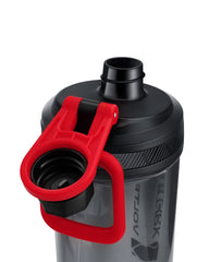 VOLTRX Gallium bottle blade-system close-up emphasizing fast blending.
