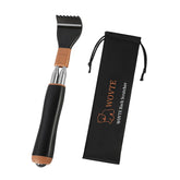 Rascador de espalda extensible WOVTE con diseño antirrotación para mayor estabilidad.