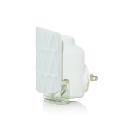 Yankee Candle ScentPlug diffuser Gray light sensor in action auto-adjusting fragrance