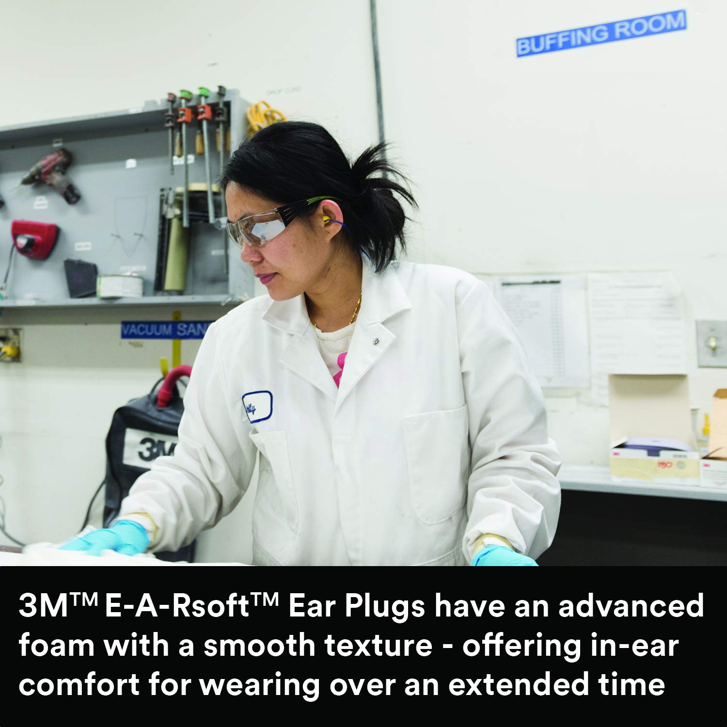 3M E-A-Rsoft Yellow Neon Blasts ear plugs in-ear expansion provides comfortable noise reduction.