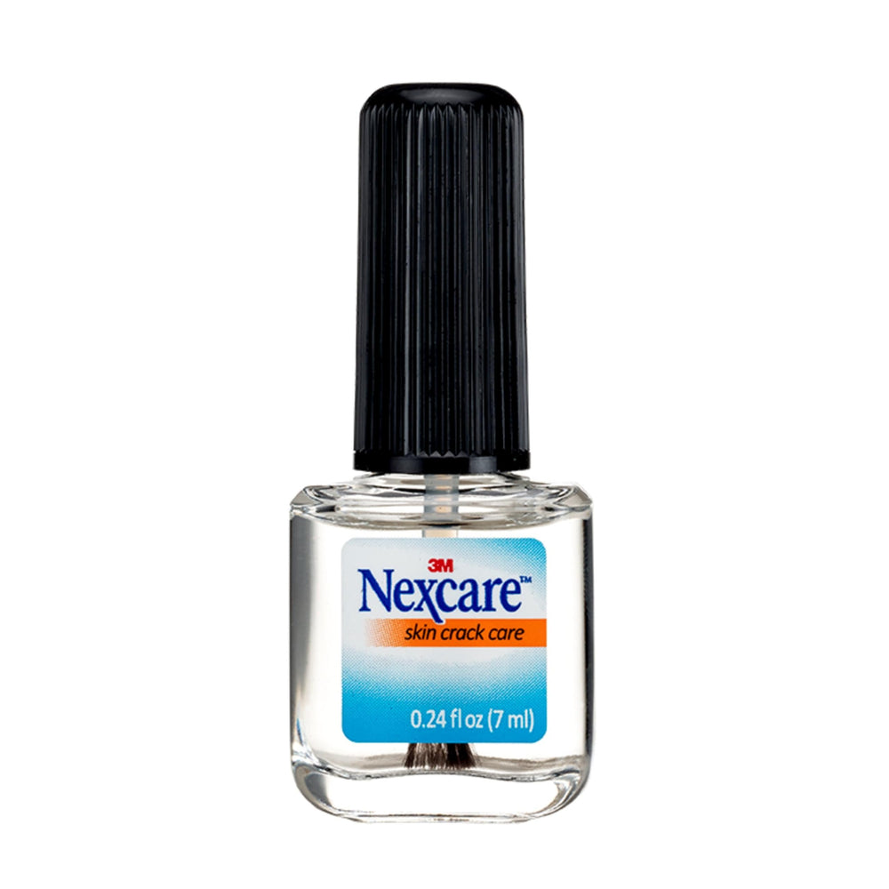 Vitamin E and tea tree oil notes in Nexcare Skin Crack Care for gentle skincare