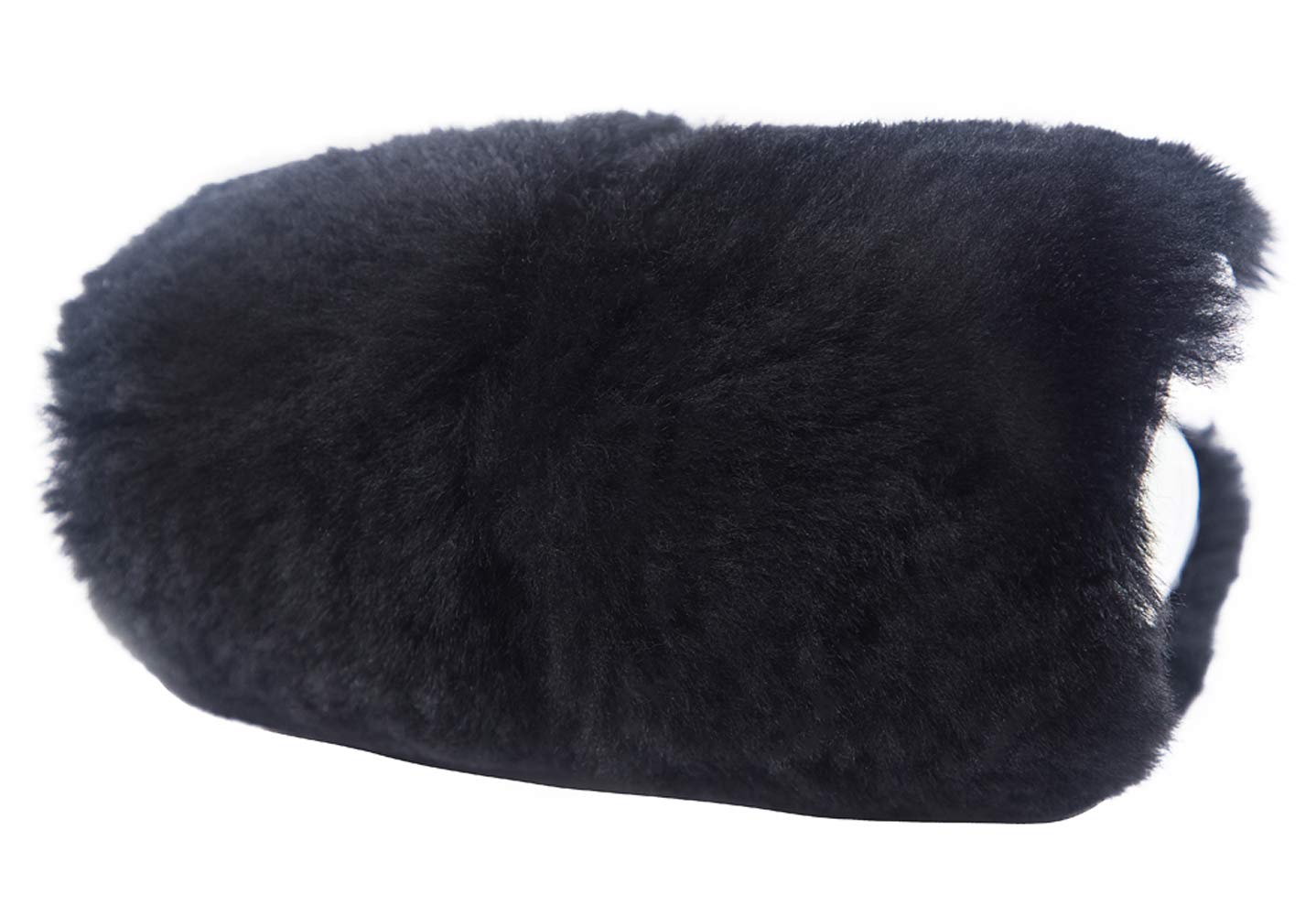 ABUSA Wool Fleece close-up highlights plush texture and warmth.