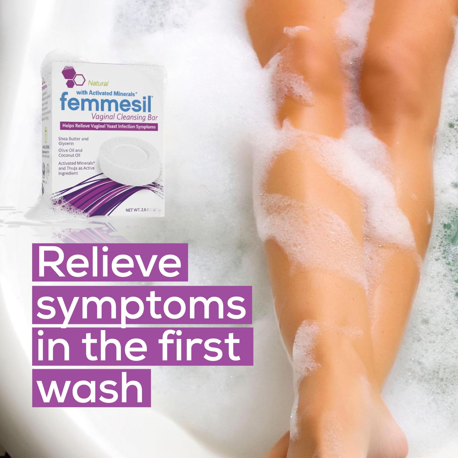 Aidance Femmesil natural ingredients coconut oil close-up emphasizes gentle cleansing and skin-friendly care.