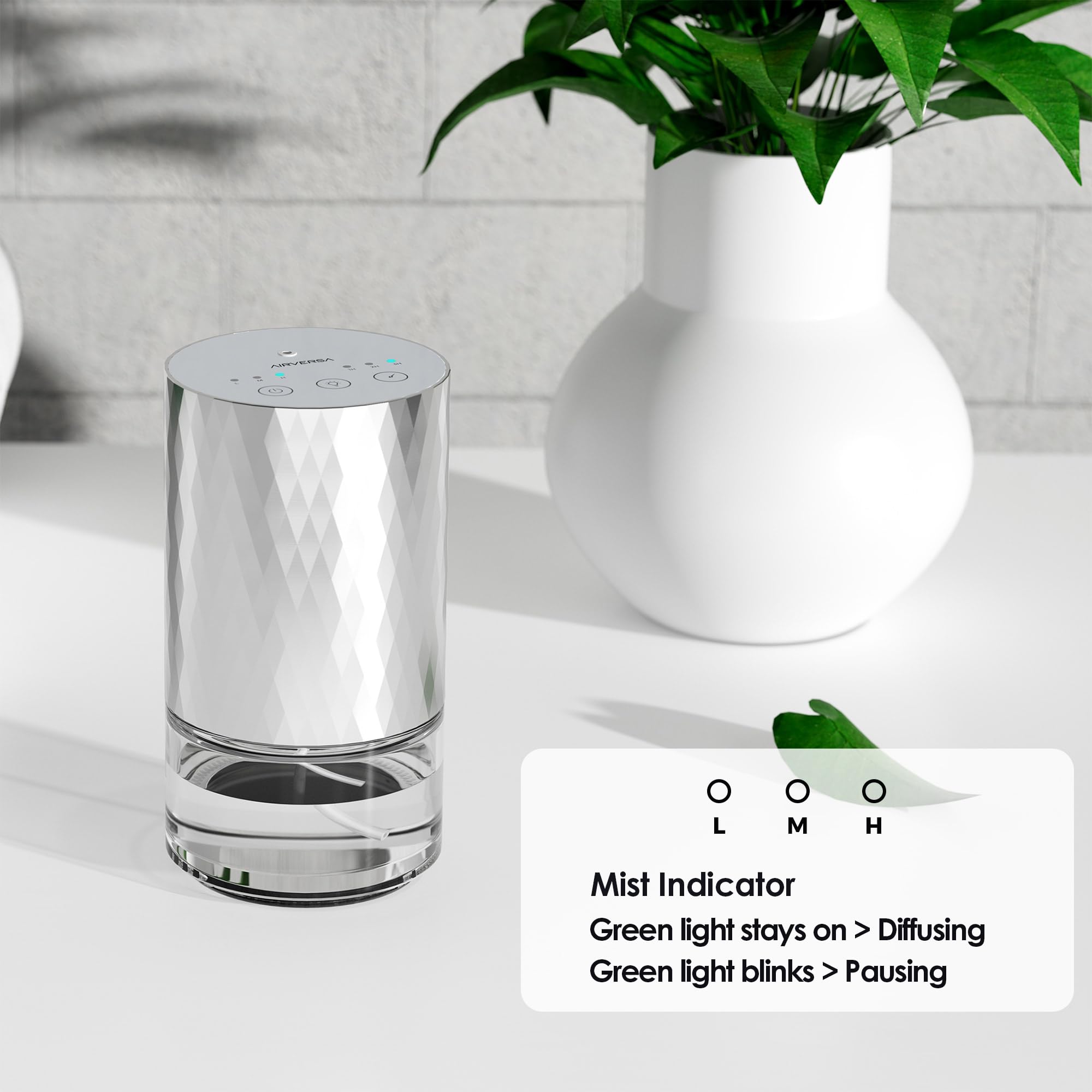 Airversa 100ml glass bottle diffuser offering rich aroma diffusion in compact form