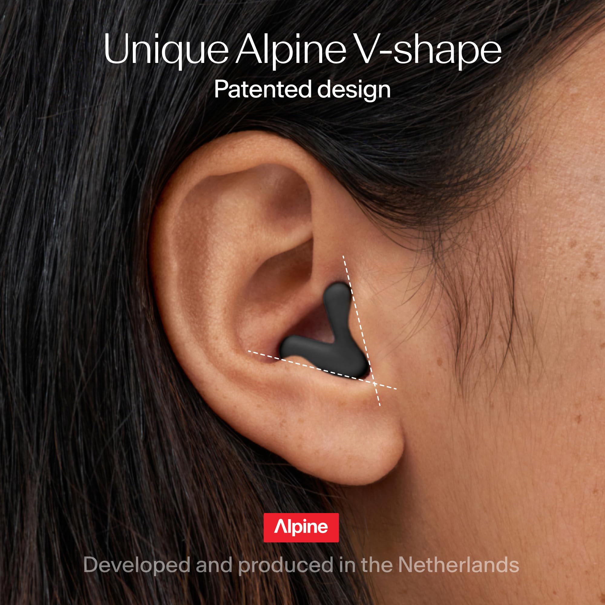 Four sizes XS to L ensure a precise, personal Alpine fit.