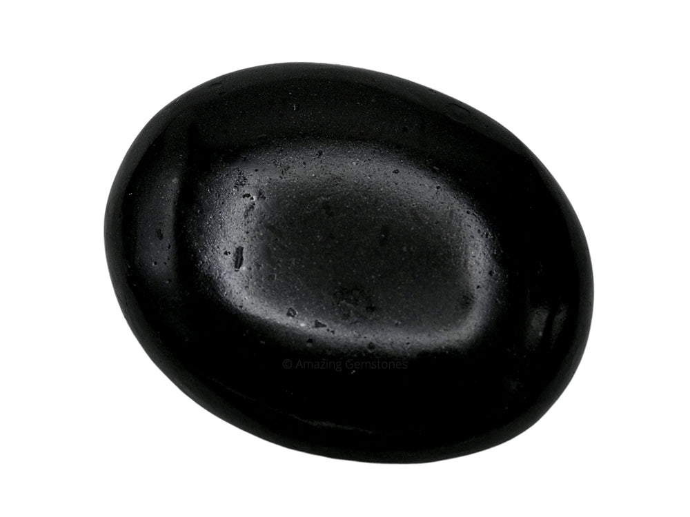 Amazing Gemstone: turmalina negra en palma para enfoque y calma interior.