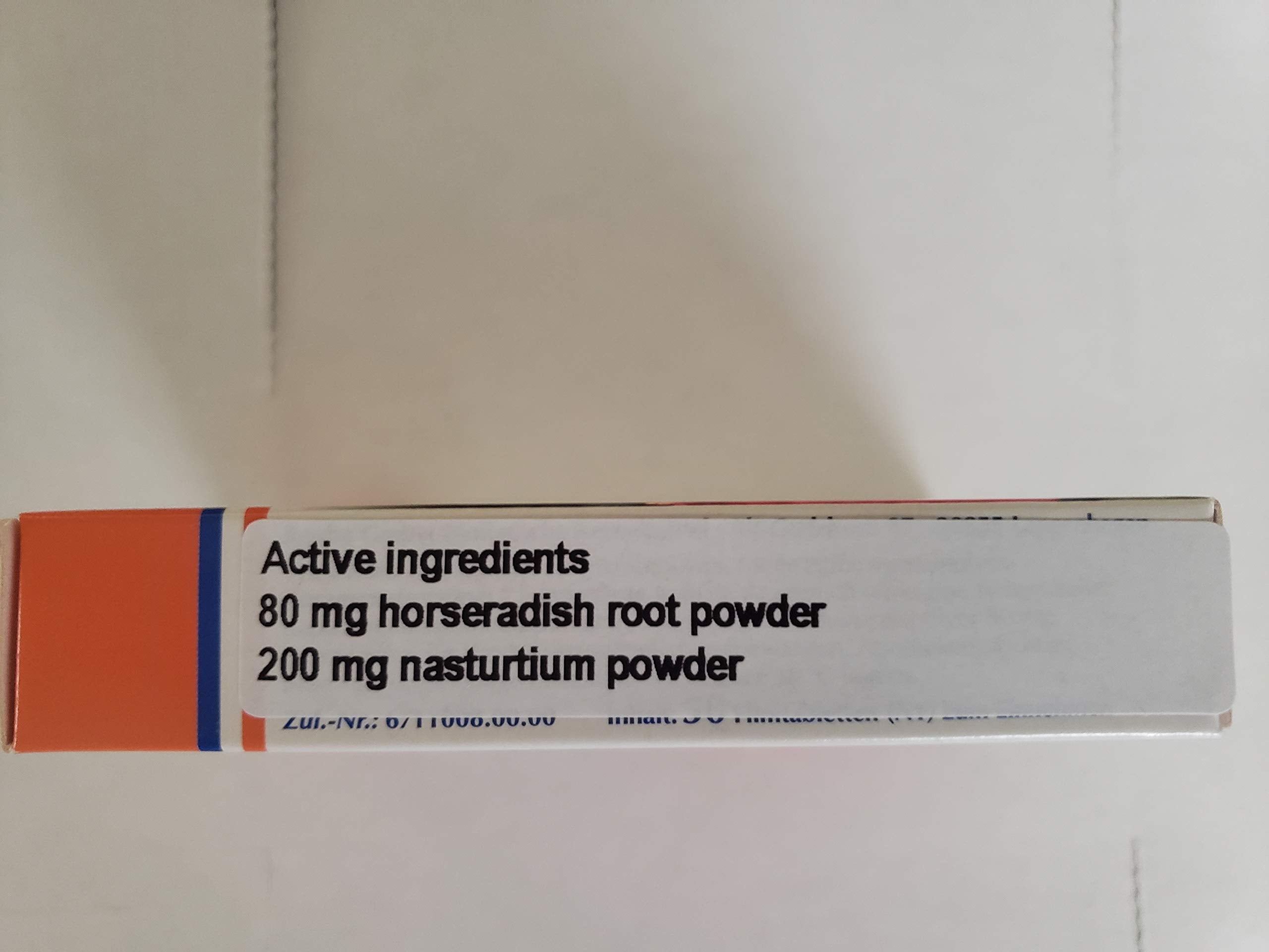 ANGOCIN Anti-Infek N tablets arrangement highlights portable daily dosage.
