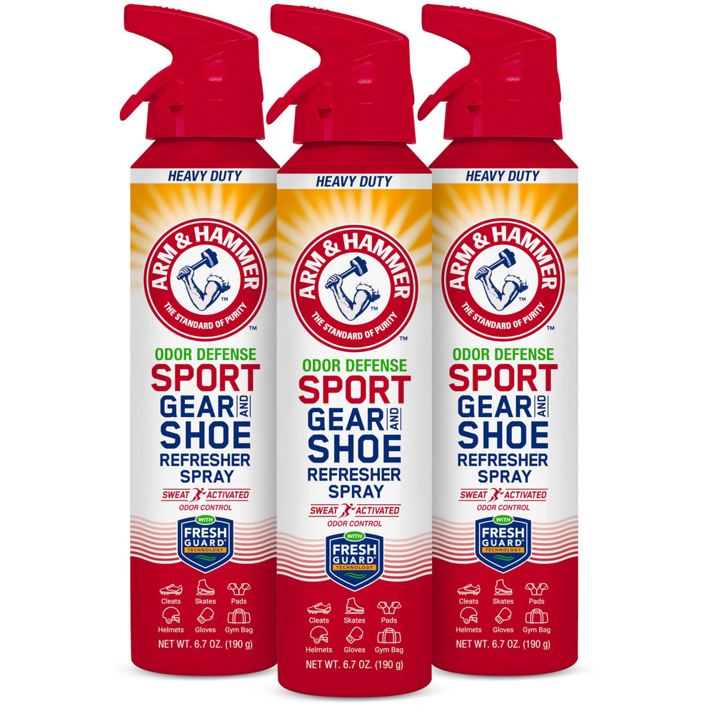 Arm & Hammer sport gear refresher bottle neutralizes odors on contact
