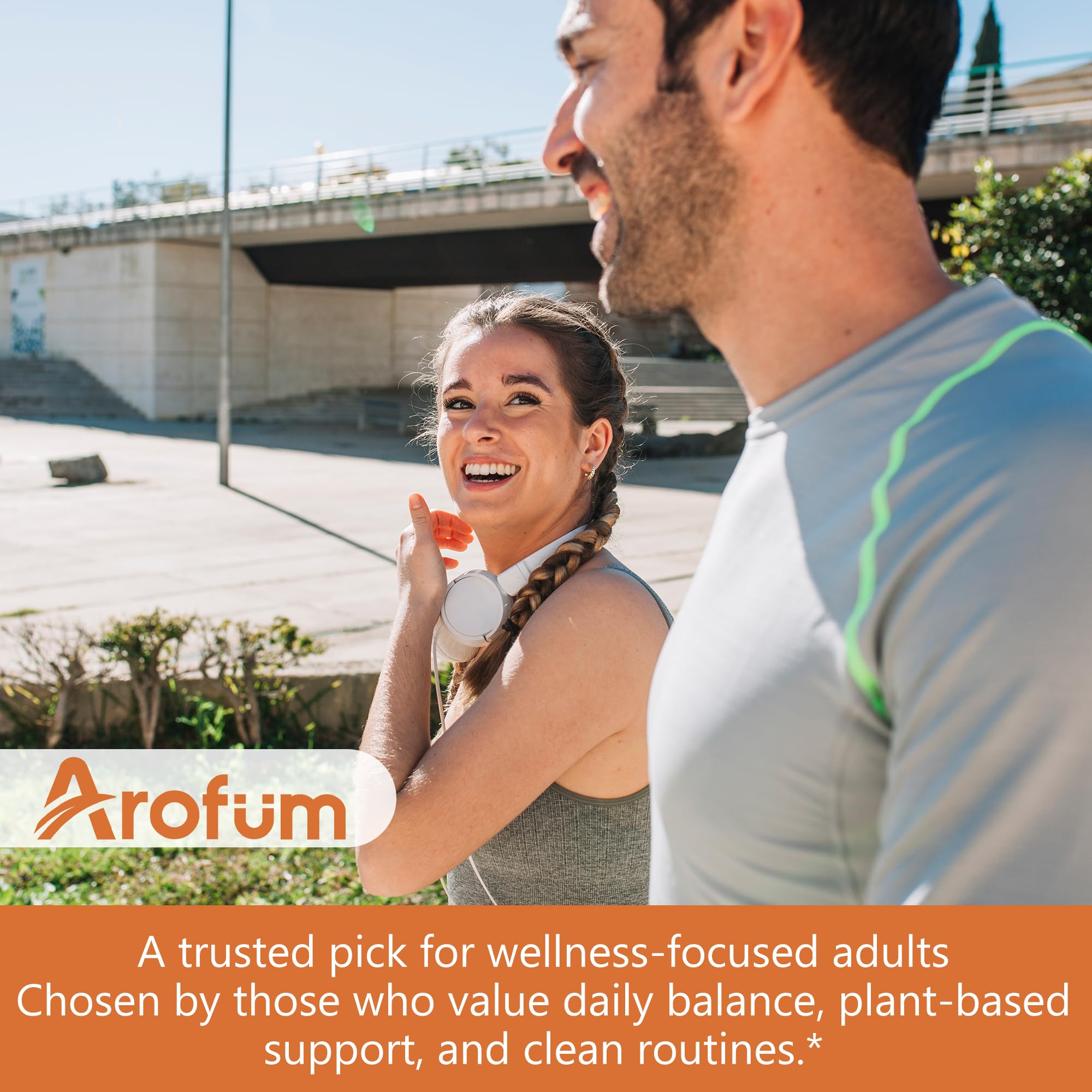 Arofum lifestyle scene with capsules ready for everyday routines.