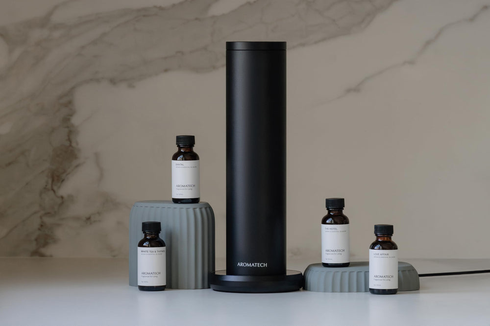 Close-up of the black AroMini BT Plus highlighting premium, whisper-quiet design.