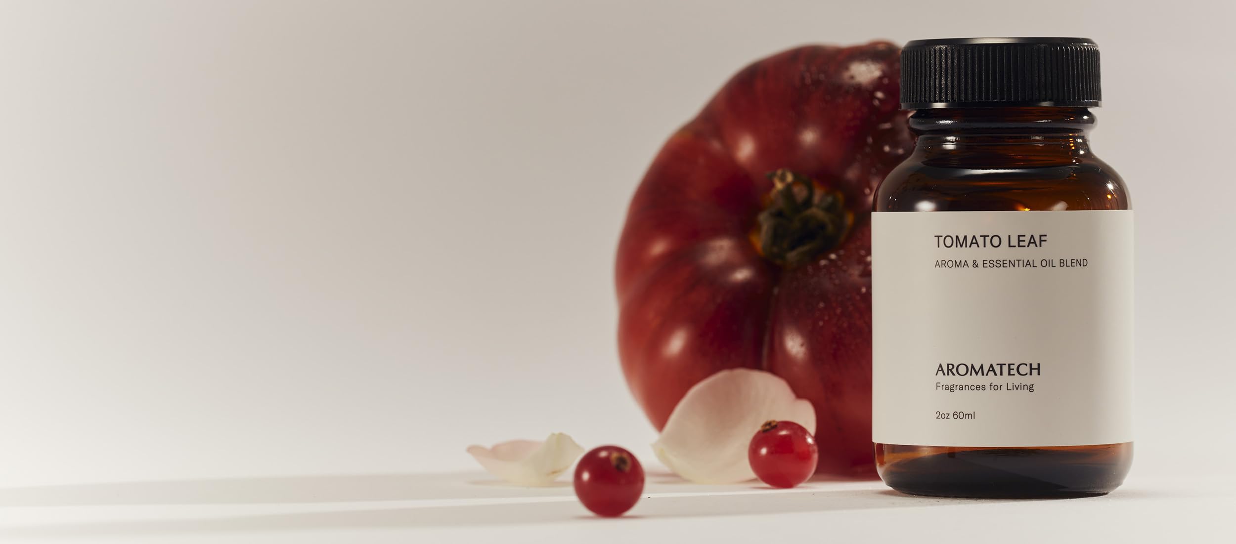 AromaTech Tomato Leaf oil drops in bottle with golden hue