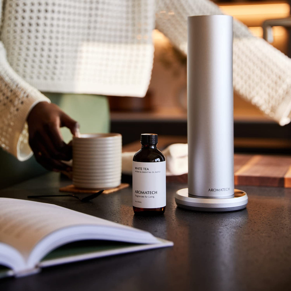 Aromatech White Tea palo santo element adds earthy warmth